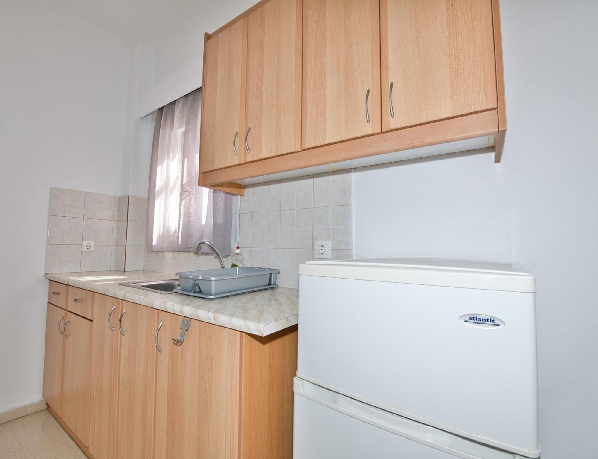 Ira Apartments Kamari  Exterior photo